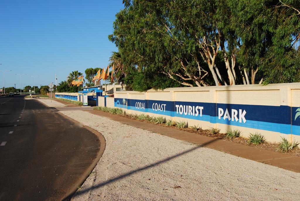 Coral Coast Tourist Park Hotel Carnarvon Ngoại thất bức ảnh